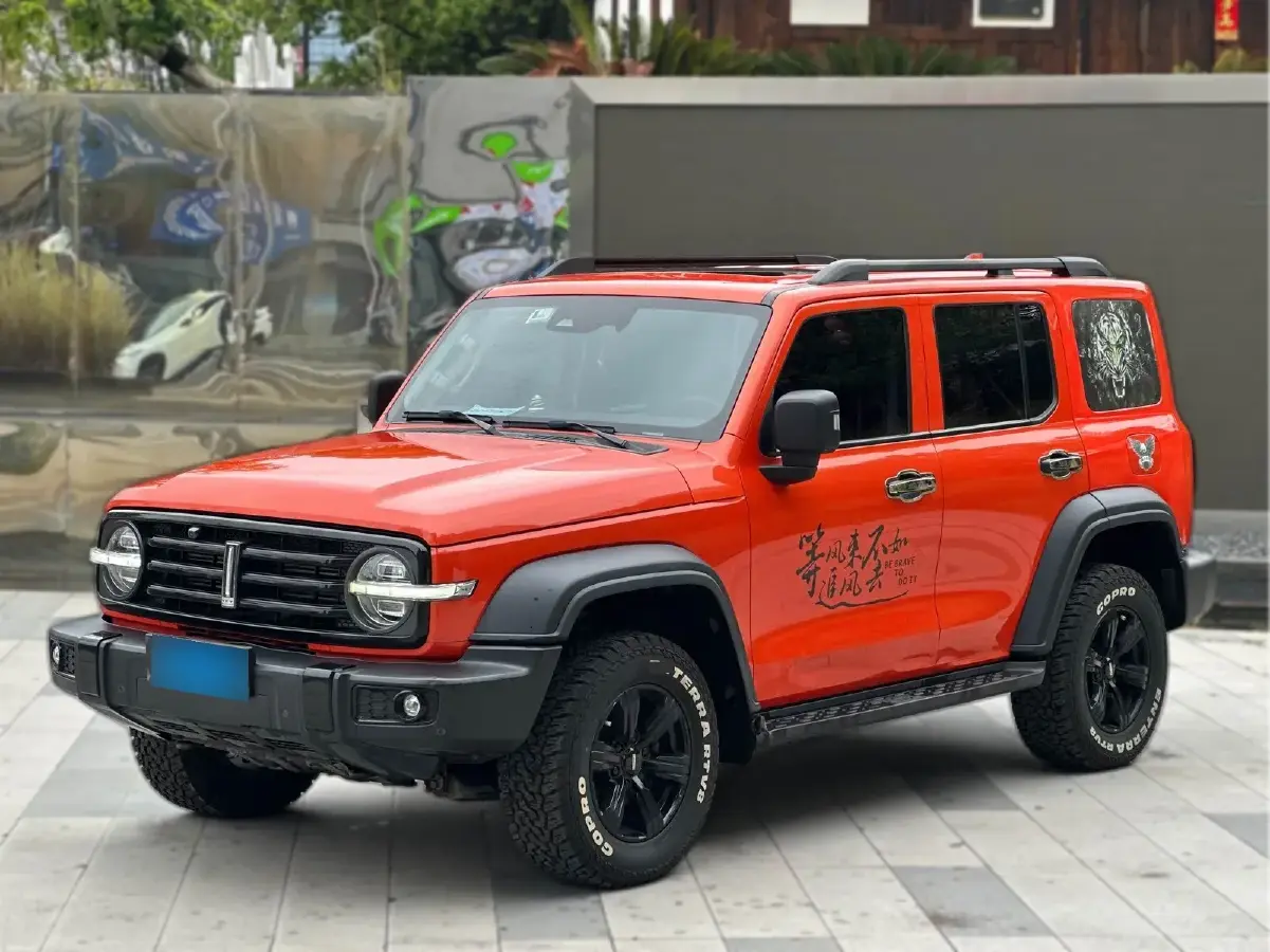 2021 Tank 300 2.0T 227HP L4 8AT