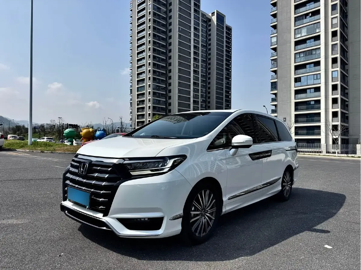 2022 Honda Elysioin 2.0L 146HP L4 E-CVT Hybrid