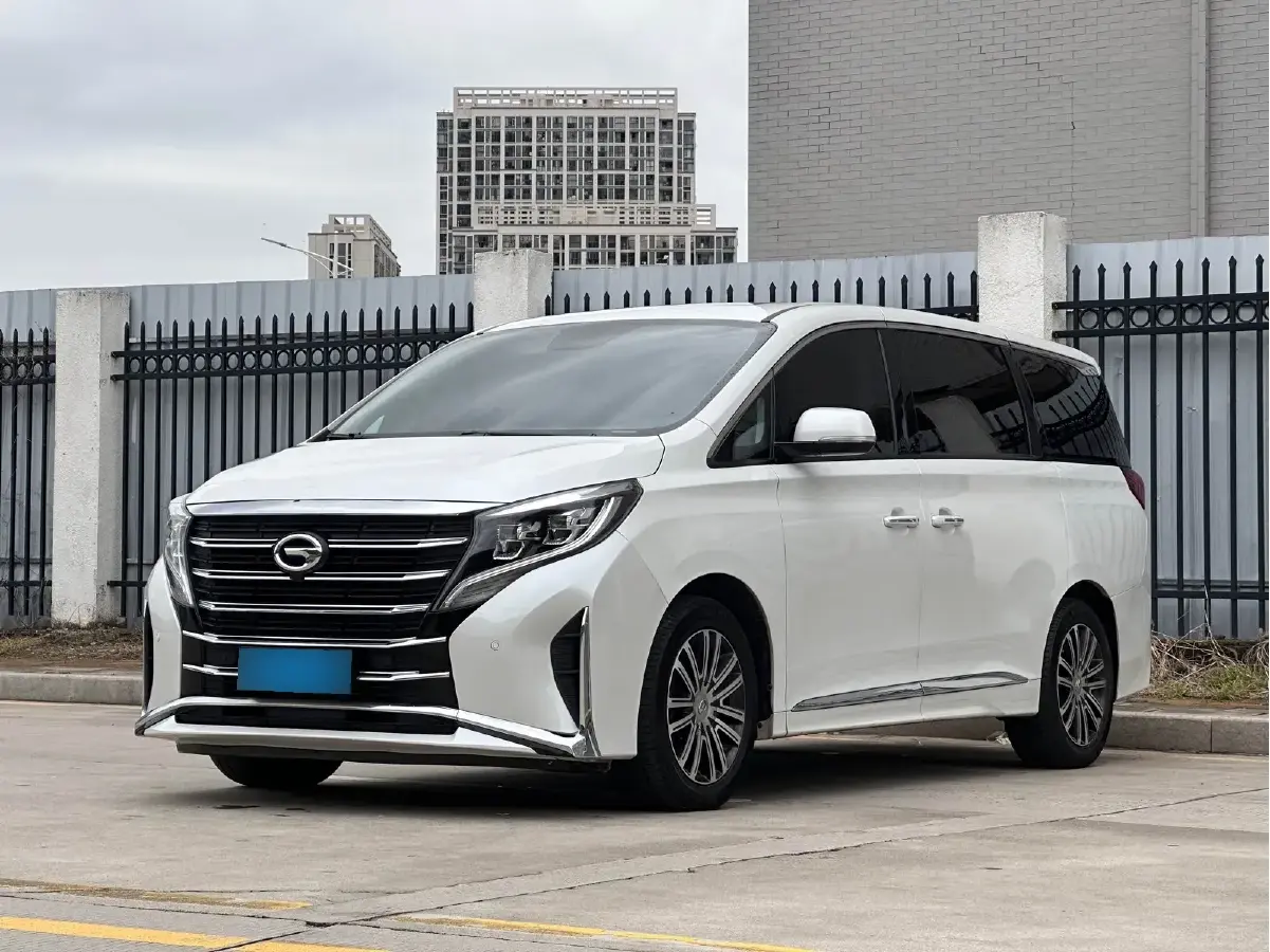 2021 GAC Trumpchi M8 2.0T 252HP L4 8AT