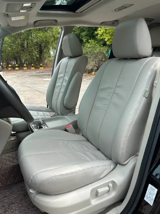 2013 Mazda 8 2.5L 163HP L4 5AT,autocango,china used car exporter,china ev exporter,chinese used car exporter,chinese used ev exporter