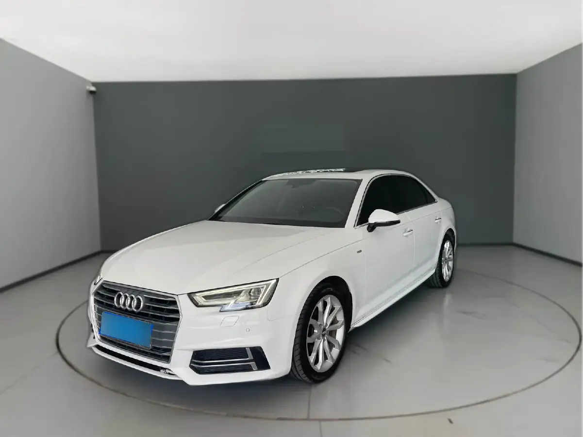 2018 Audi A4L 2.0T 190HP L4 7DCT