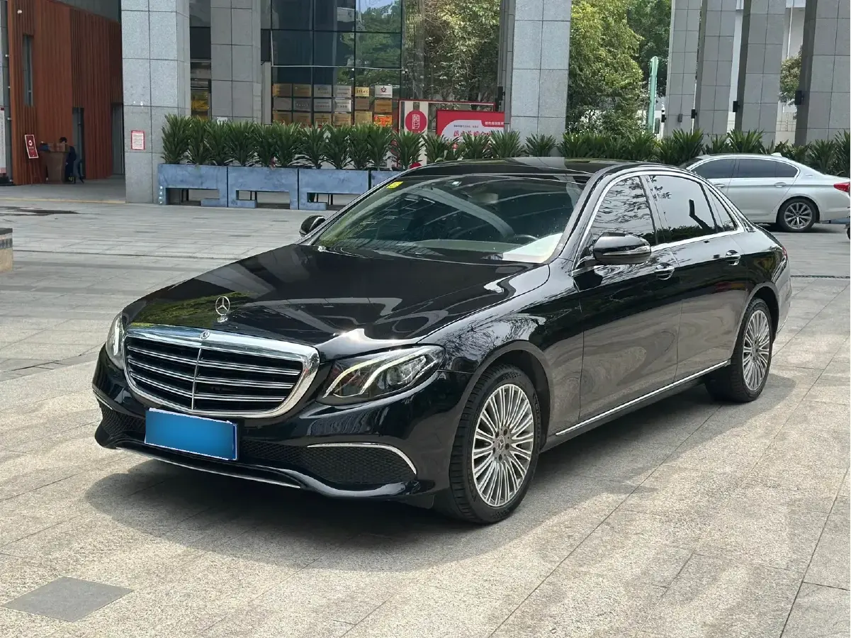 2019 Mercedes-Benz E Class 2.0T 184HP L4 9AT