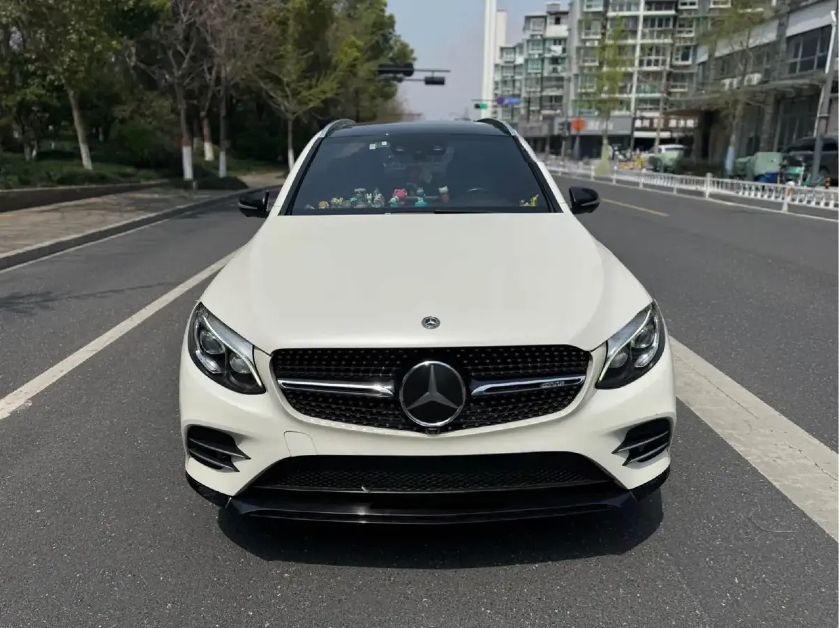 2017 Mercedes-Benz GLC AMG 3.0T 367HP V6 9AT