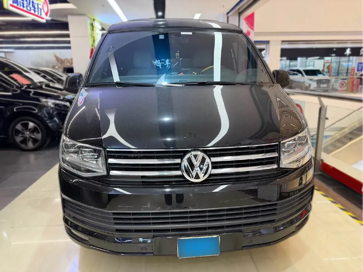 2019 Volkswagen Caravelle 2.0T 204HP L4 7DCT,autocango,china used car exporter,china ev exporter,chinese used car exporter,chinese used ev exporter