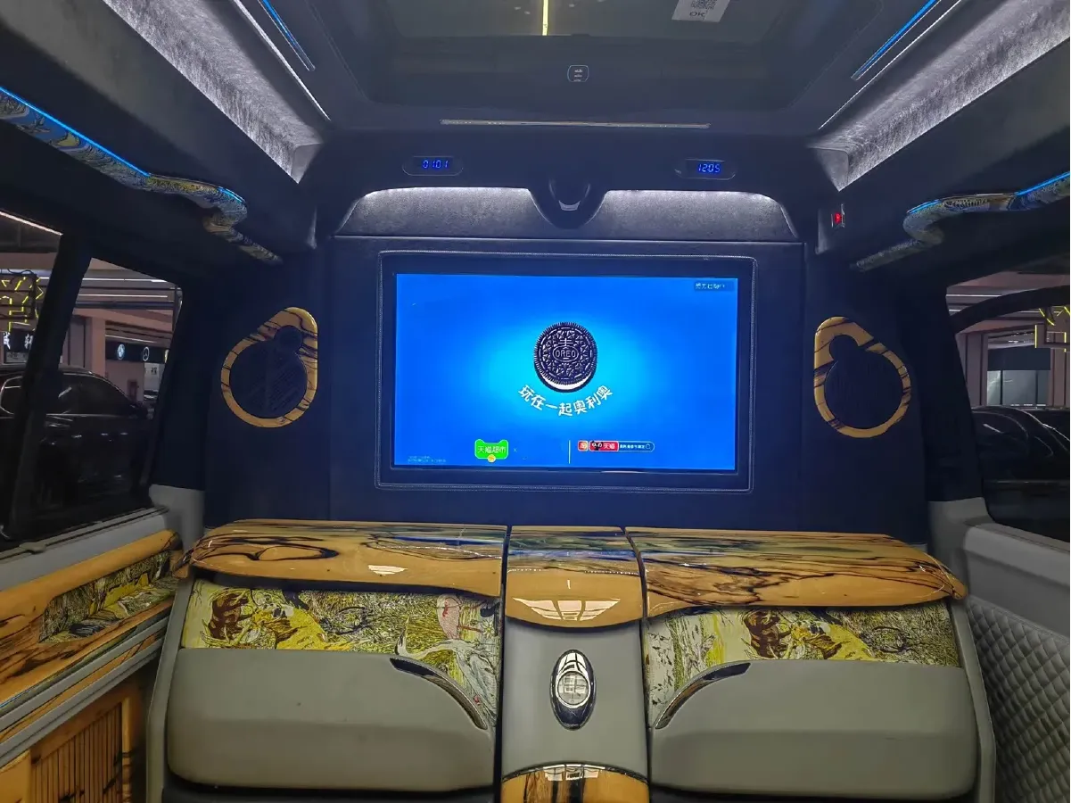 2019 Volkswagen Caravelle 2.0T 204HP L4 7DCT,autocango,china used car exporter,china ev exporter,chinese used car exporter,chinese used ev exporter