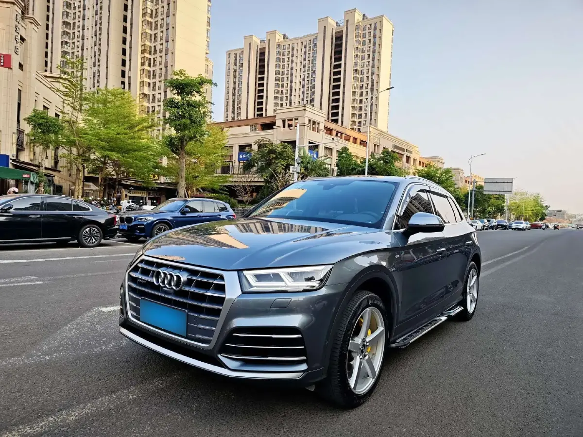 2020 Audi Q5L 2.0T 252HP L4 7DCT