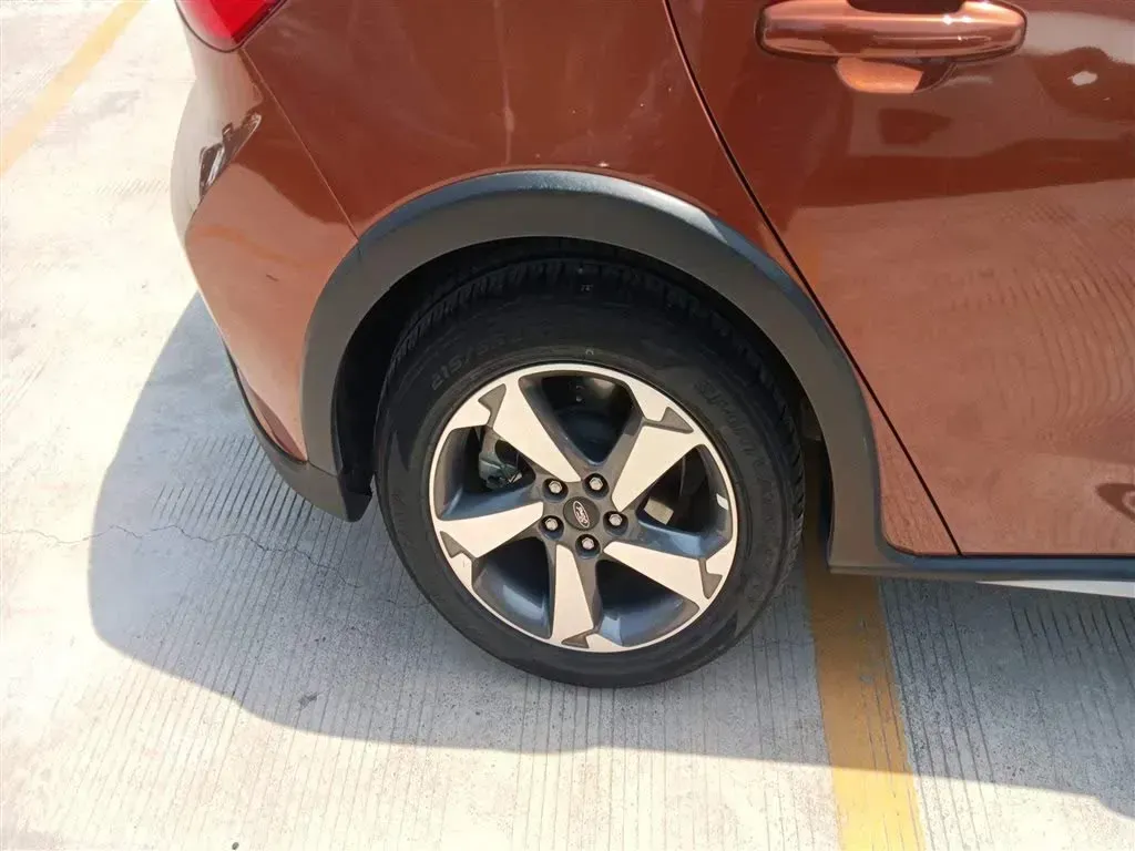 2020 Ford Focus Active 1.5T 174HP L3 8AT,autocango,china used car exporter,china ev exporter,chinese used car exporter,chinese used ev exporter