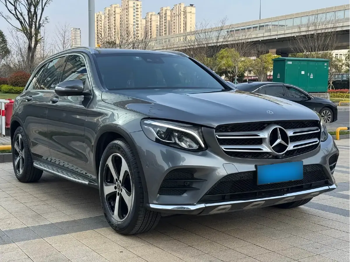 2019 Mercedes-Benz GLC Class 2.0T 211HP L4 9AT