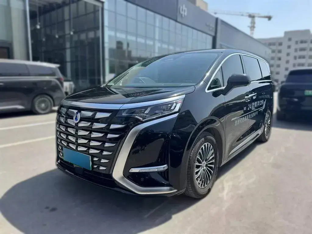 2024 Denza D9 1.5T 139HP L4 E-CVT PHEV 40KWH