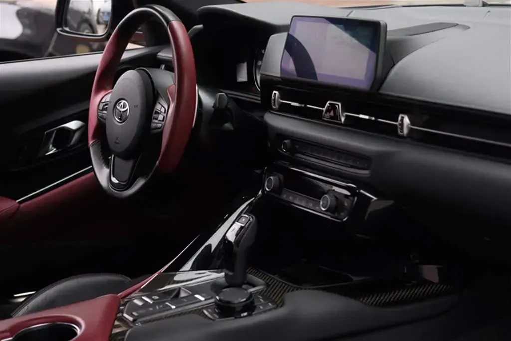 2021 Toyota Supra 3.0T 340HP L6 8AT,autocango,china used car exporter,china ev exporter,chinese used car exporter,chinese used ev exporter