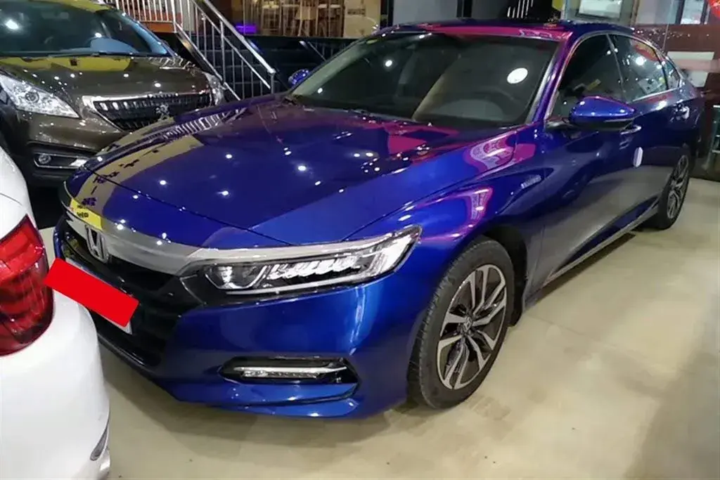2018 Honda Accord 2.0L 146HP L4 E-CVT Hybrid