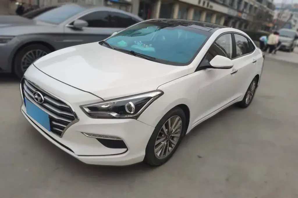 2017 Hyundai Mistra 1.8L 143HP L4 6AT