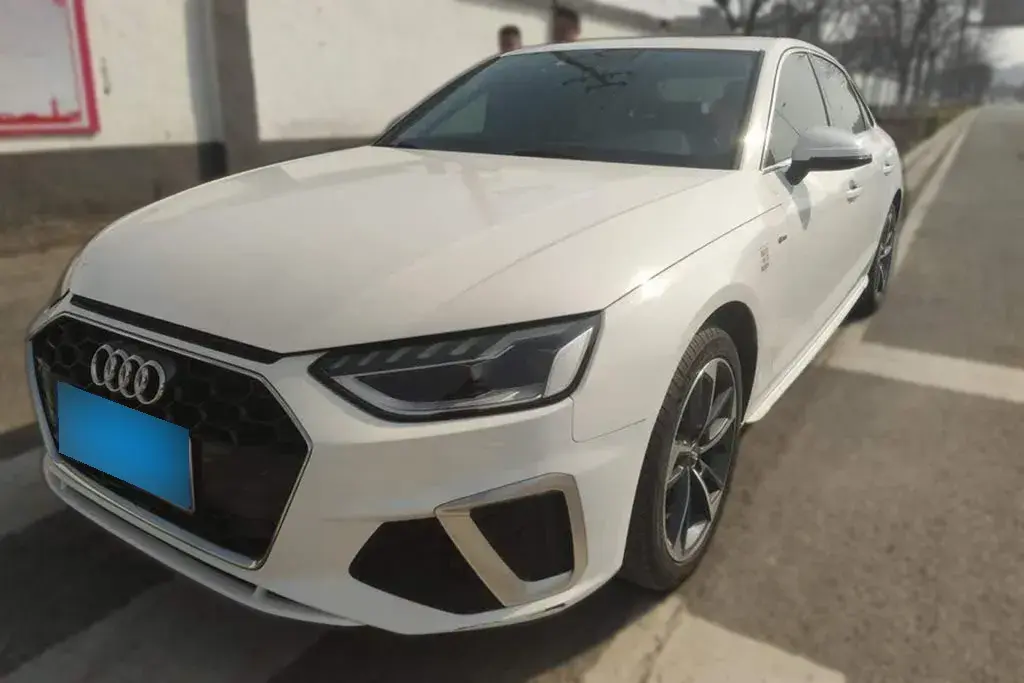 2020 Audi A4L 2.0T 190HP L4 7DCT