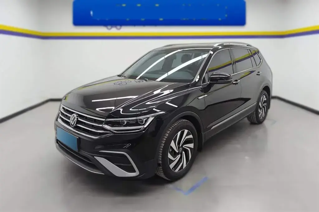 2023 Volkswagen Tiguan L 1.5T 160HP L4 7DCT