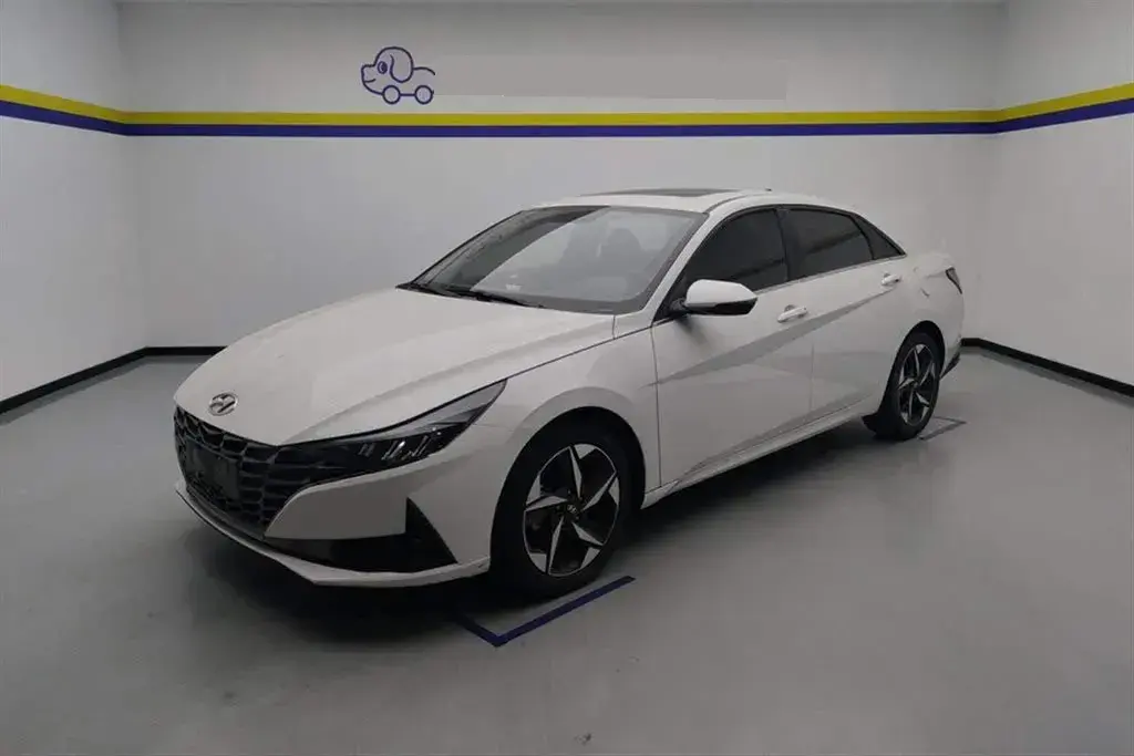 2021 Hyundai Elantra 1.5L 115HP L4 CVT