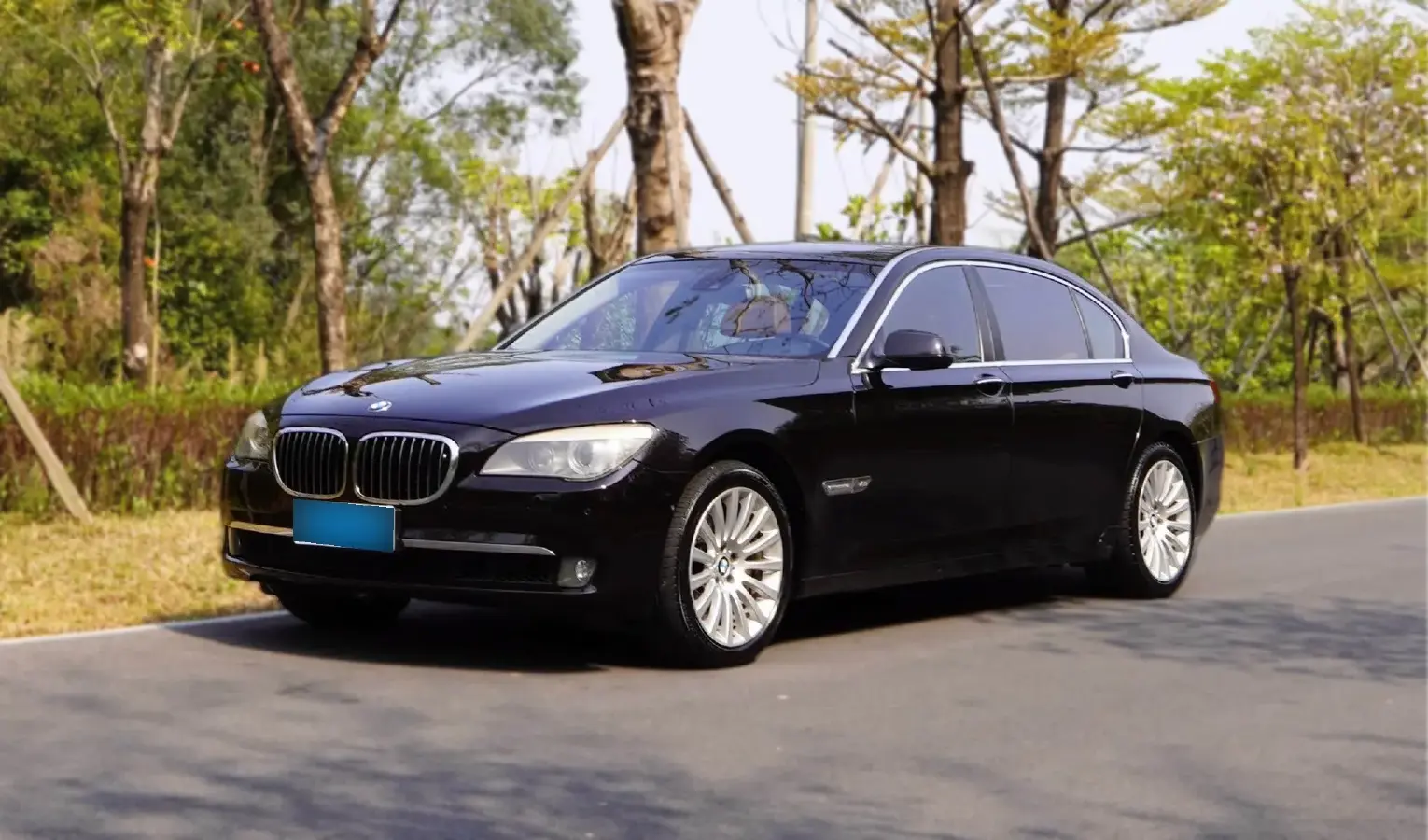 2010 BMW 7 Series 6.0T 544HP V12 8AT