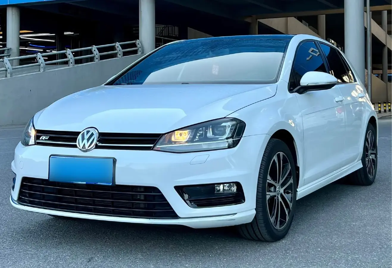 2016 Volkswagen Golf 1.4T 150HP L4 7DCT