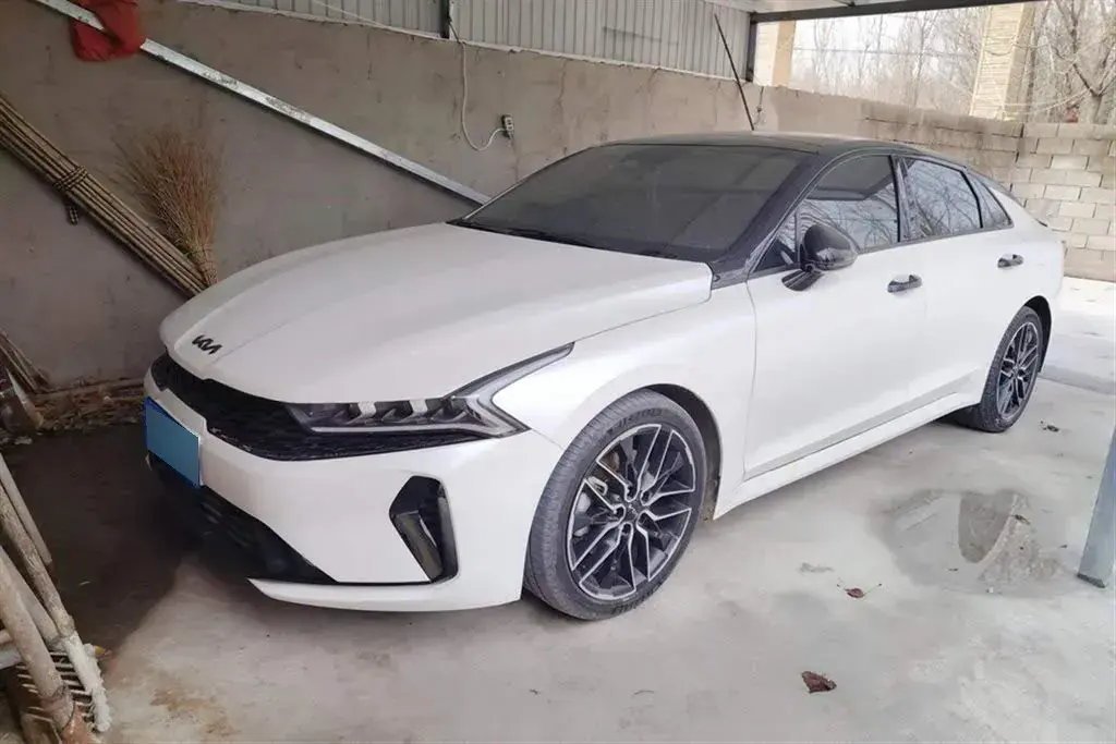 2021 Kia K5 2.0T 240HP L4 8AT