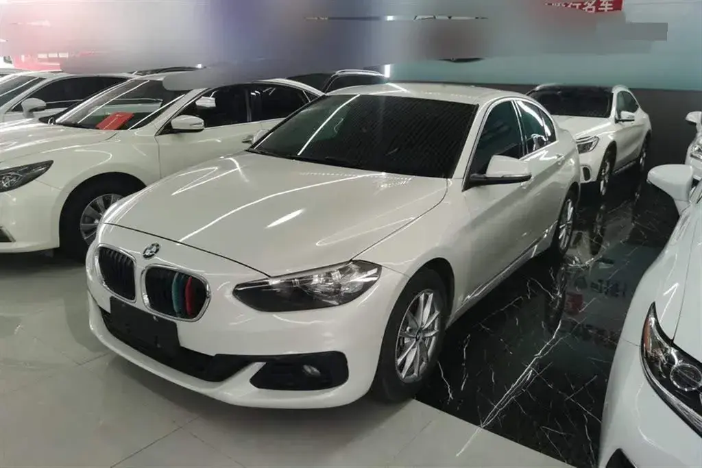 2017 BMW 1 Series 1.5T 136HP L3 6AT