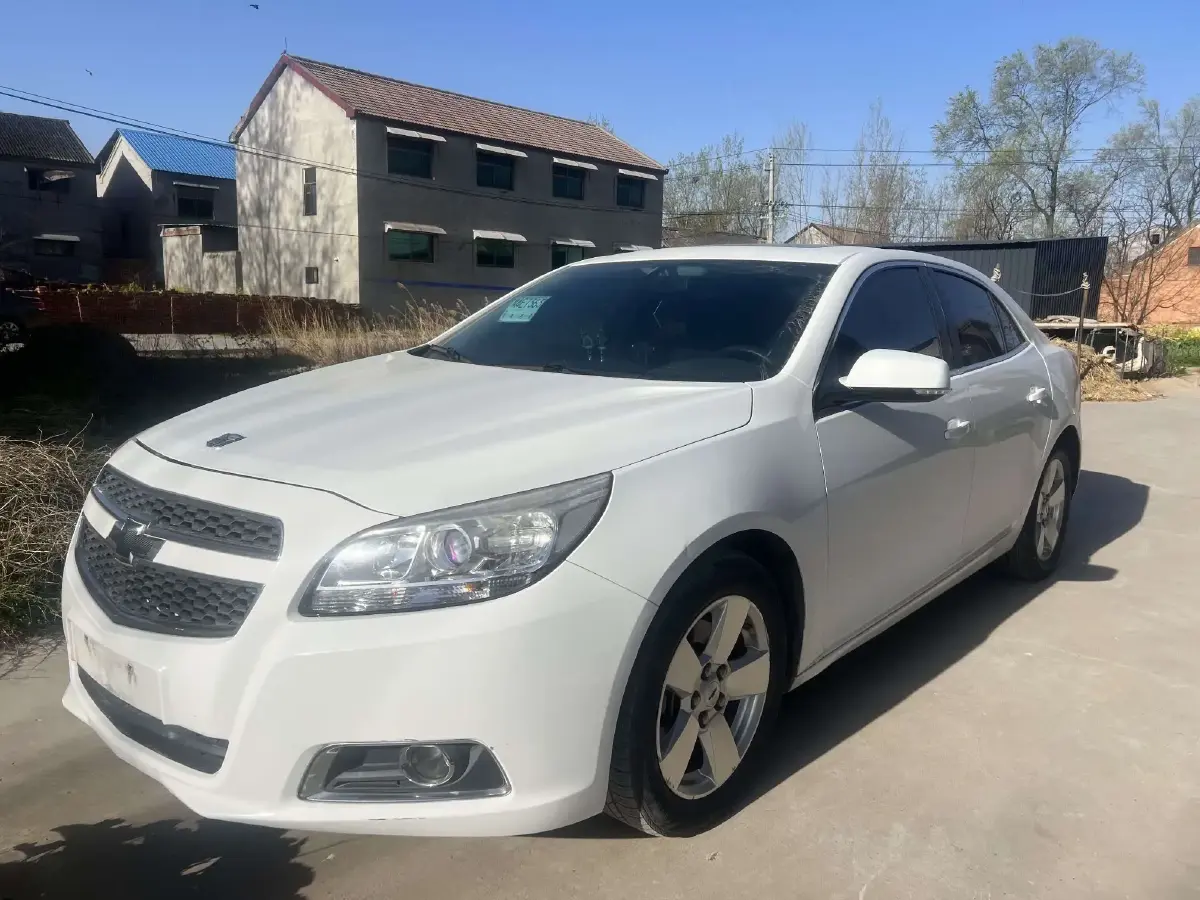 2013 Chevrolet Malibu 2.0L 154HP L4 6AT