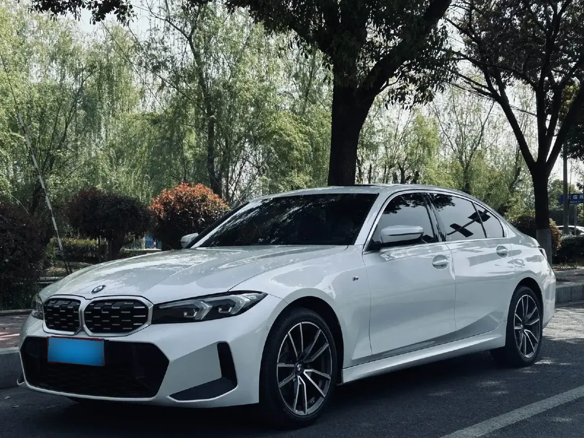 2023 BMW 3 Series 2.0T 184HP L4 8AT