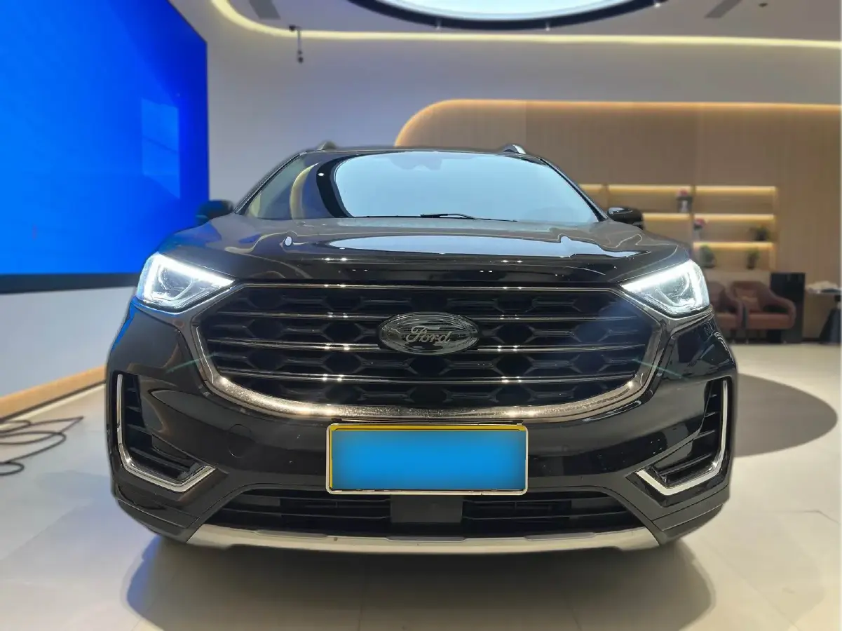 2021 Ford Edge 2.0T 245HP L4 8AT