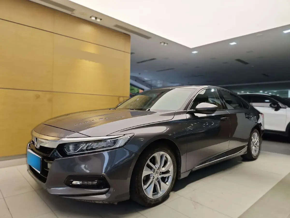 2018 Honda Accord 1.5T 194HP L4 CVT