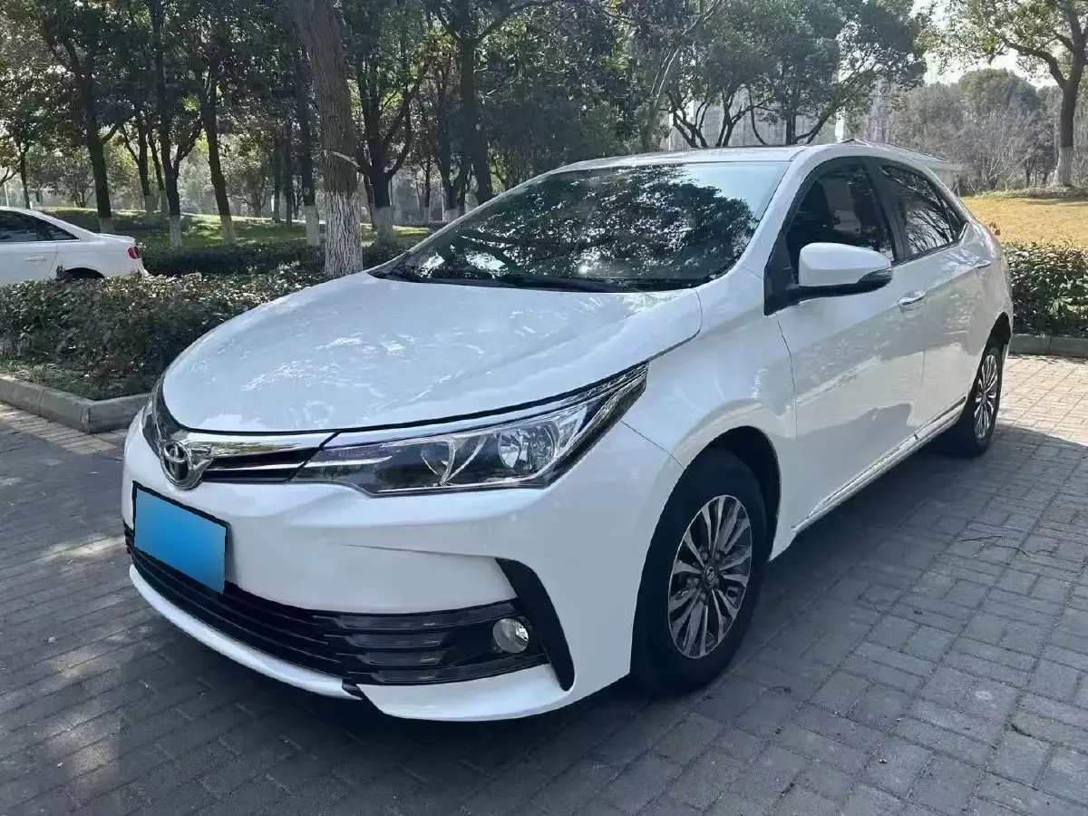 2017 Toyota Corolla 1.2T 116HP L4 CVT