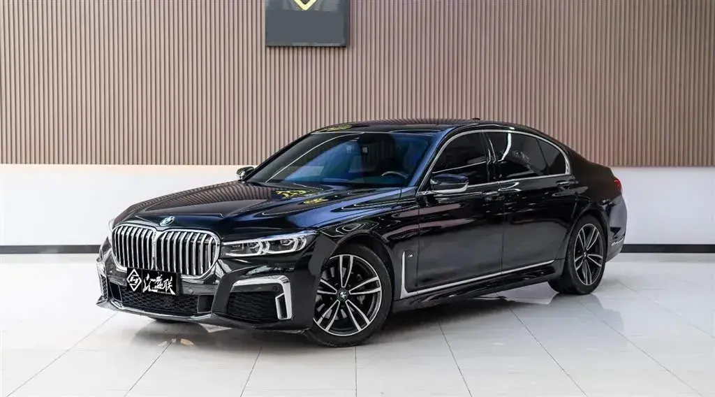 2019 BMW 7 Series 2.0T 265HP L4 8AT