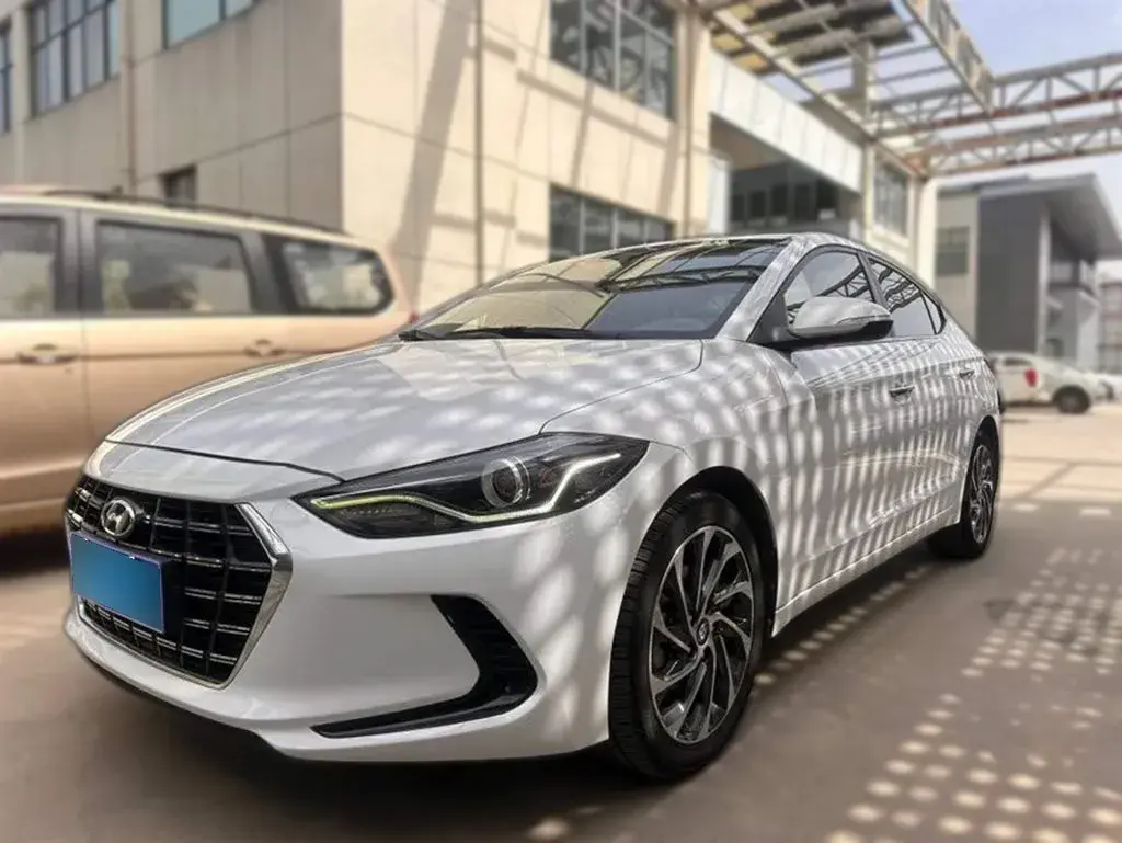 2020 Hyundai Elantra 1.5L 115HP L4 CVT