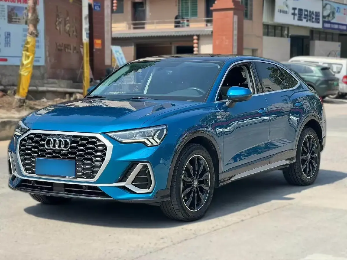 2020 Audi Q3 Sportback 2.0T 220HP L4 7DCT