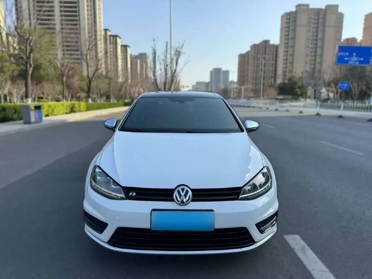 2017 Volkswagen Golf 1.4T 150HP L4 7DCT