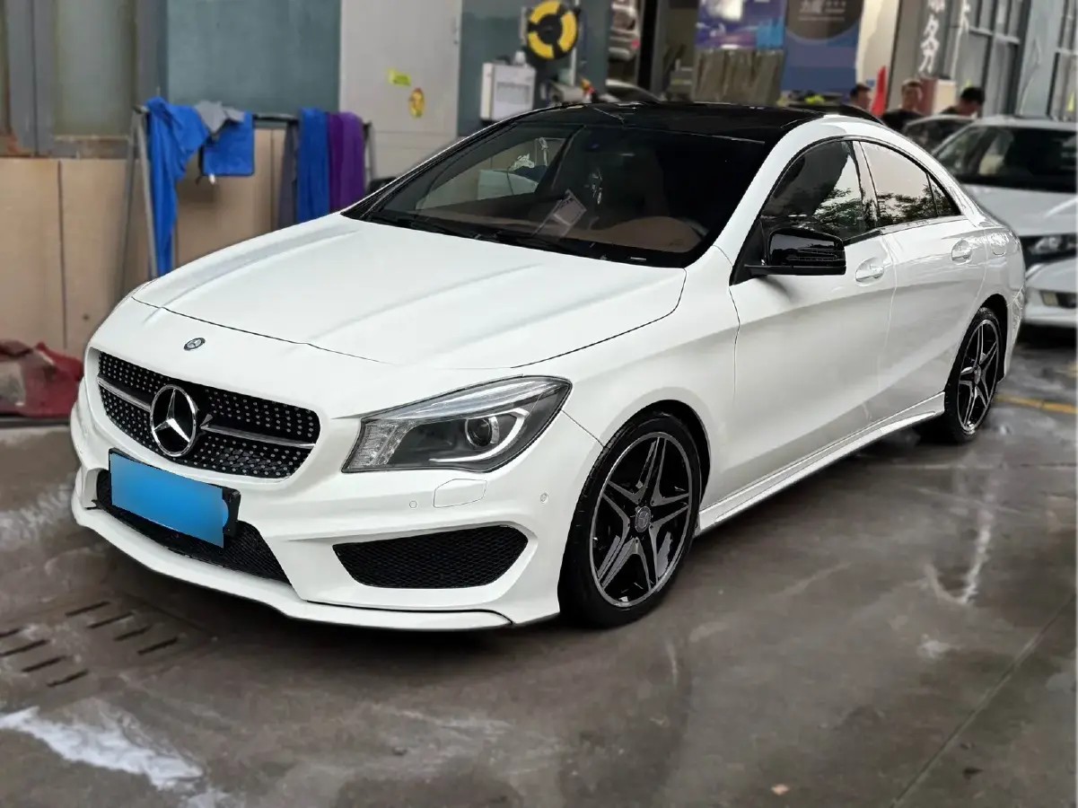 2014 Mercedes-Benz CLA Class 2.0T 211HP L4 7DCT