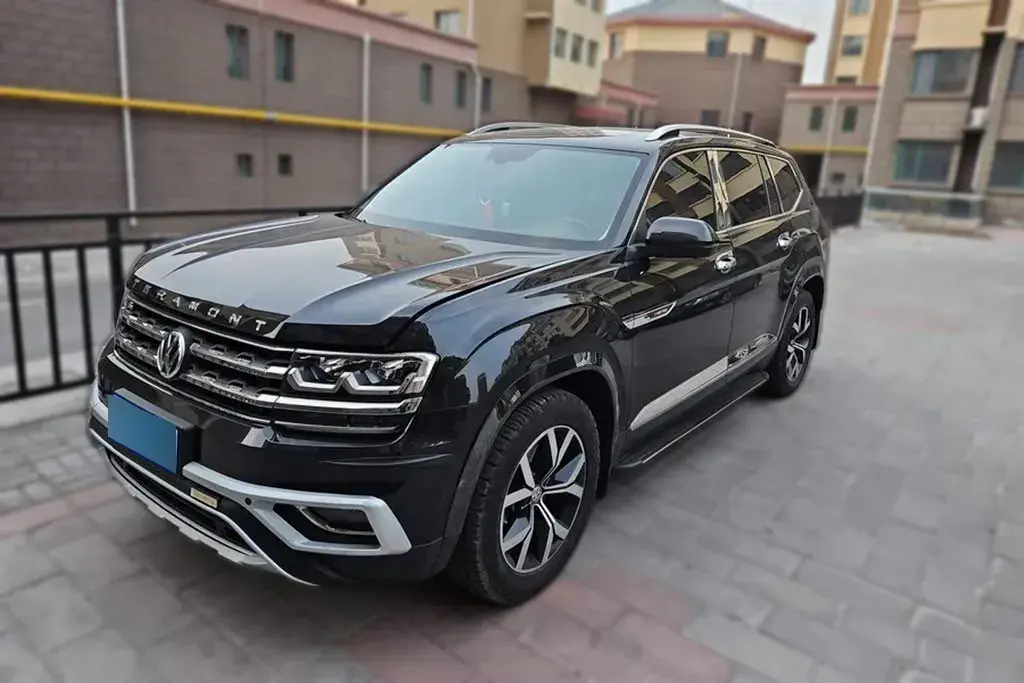 2017 Volkswagen Teramont 2.0T 220HP L4 7DCT