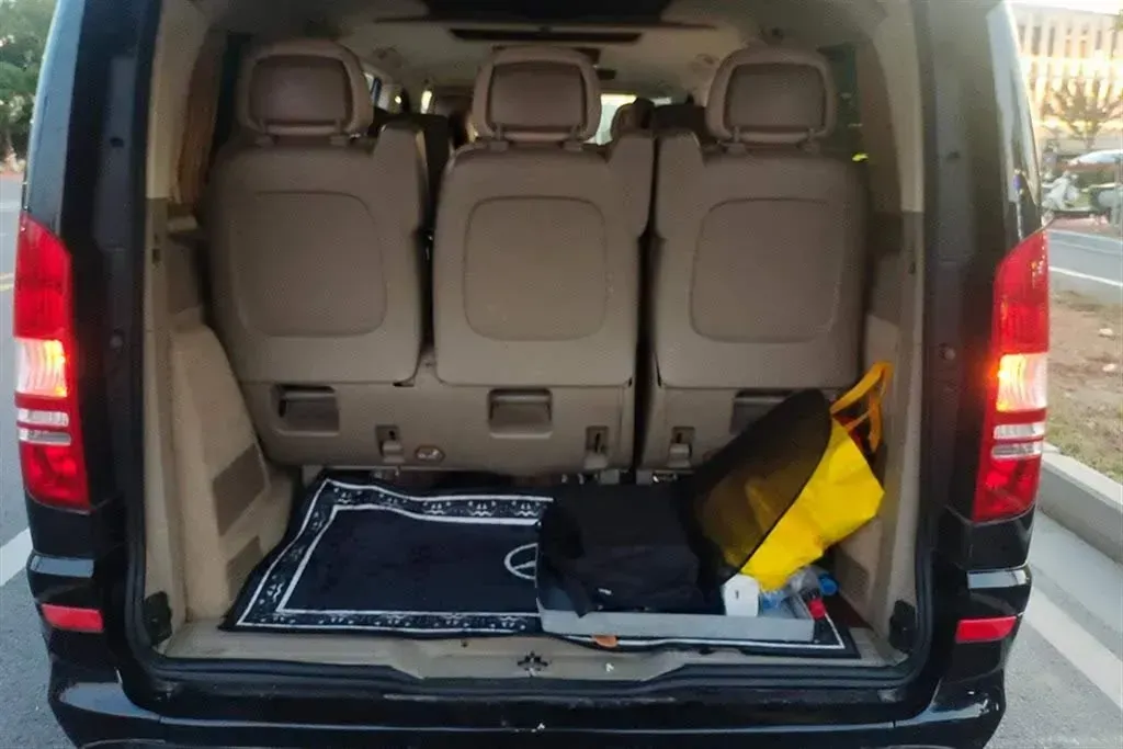 2011 Mercedes-Benz Viano 2.5L 190HP V6 5AT,autocango,china used car exporter,china ev exporter,chinese used car exporter,chinese used ev exporter