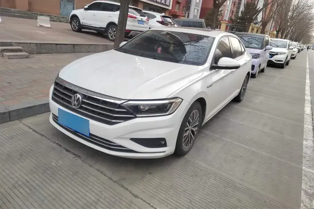 2019 Volkswagen Sagitar 1.4T 150HP L4 7DCT