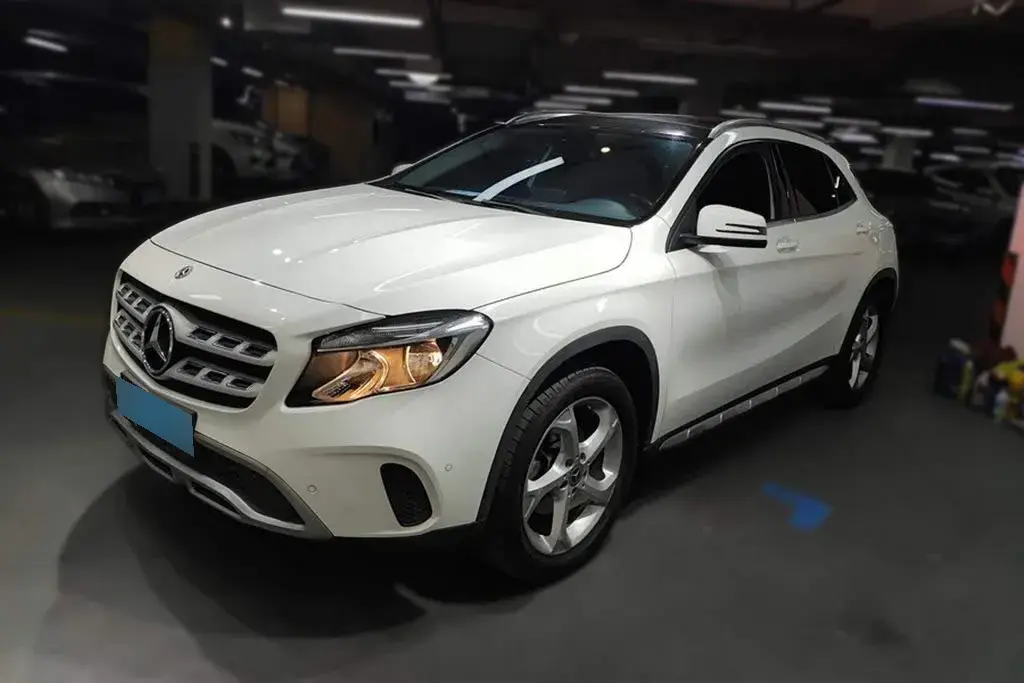 2018 Mercedes-Benz GLA Class 1.6T 156HP L4 7DCT