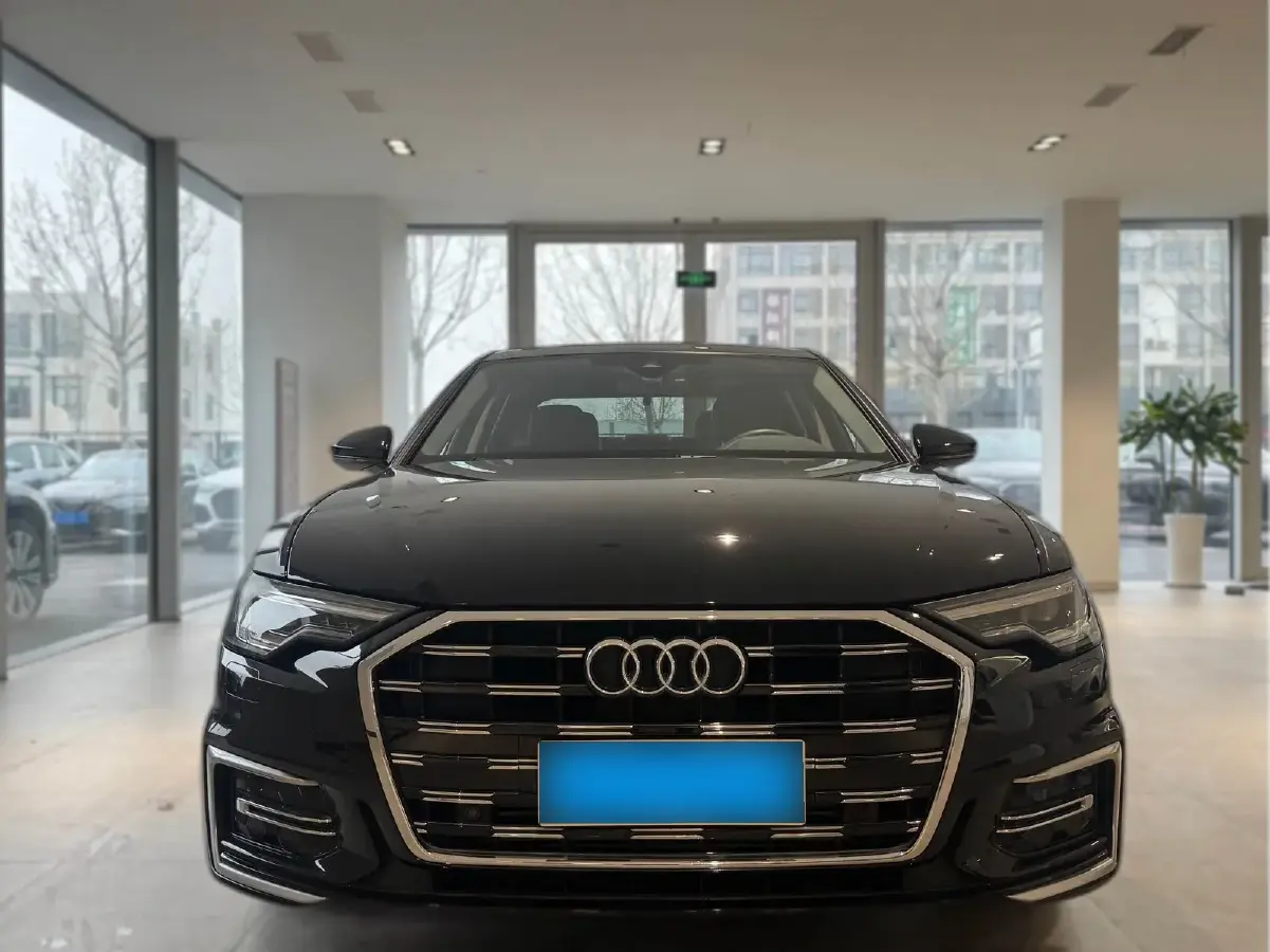2023 Audi A6L 2.0T 245HP L4 7DCT