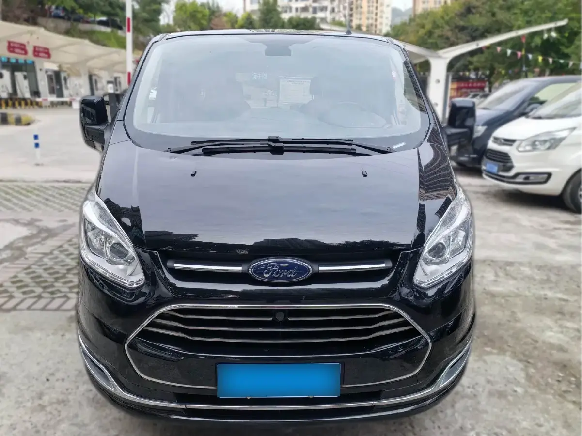 2020 Ford Tourneo 2.0T 203HP L4 6AT