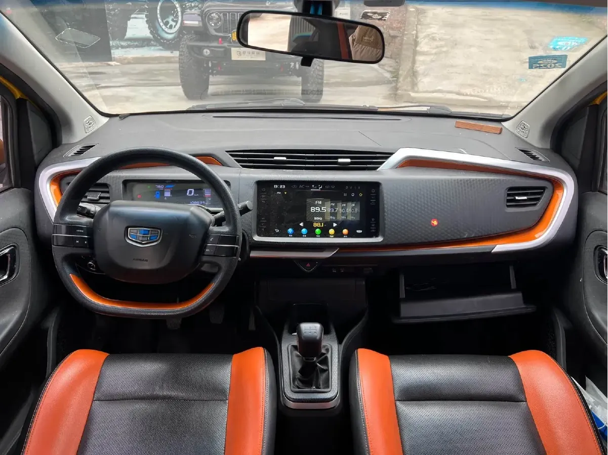 2017 Geely Vision X1 1.3L 88HP L4 5MT,autocango,china used car exporter,china ev exporter,chinese used car exporter,chinese used ev exporter