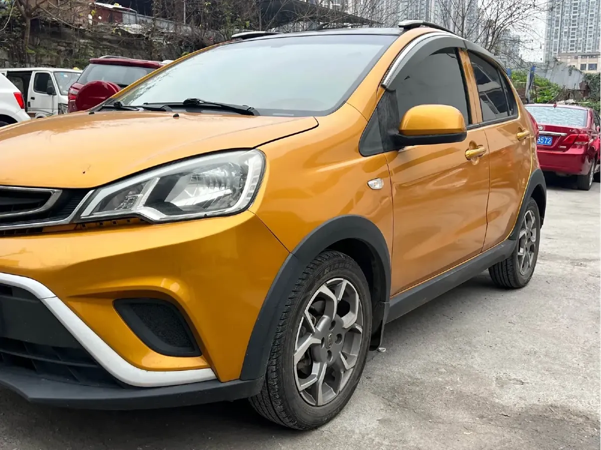 2017 Geely Vision X1 1.3L 88HP L4 5MT,autocango,china used car exporter,china ev exporter,chinese used car exporter,chinese used ev exporter