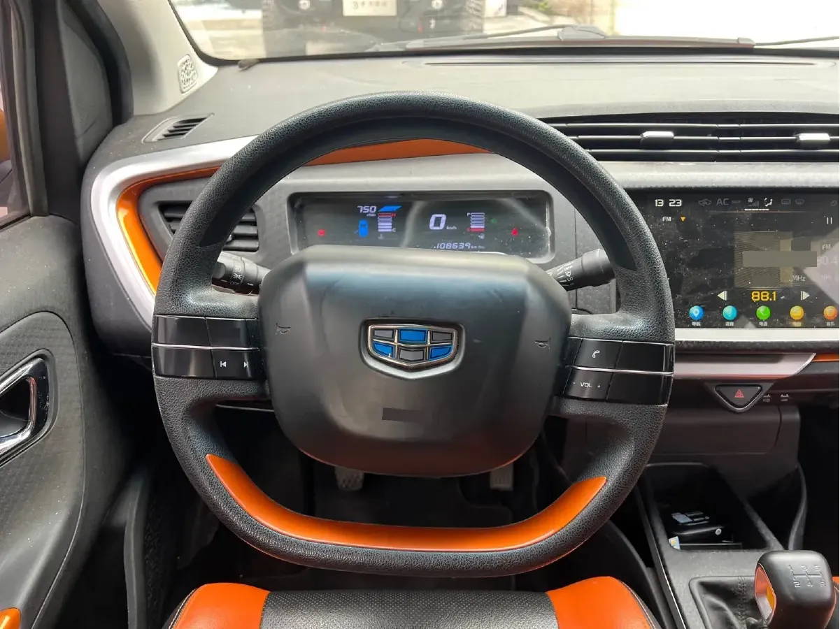 2017 Geely Vision X1 1.3L 88HP L4 5MT,autocango,china used car exporter,china ev exporter,chinese used car exporter,chinese used ev exporter