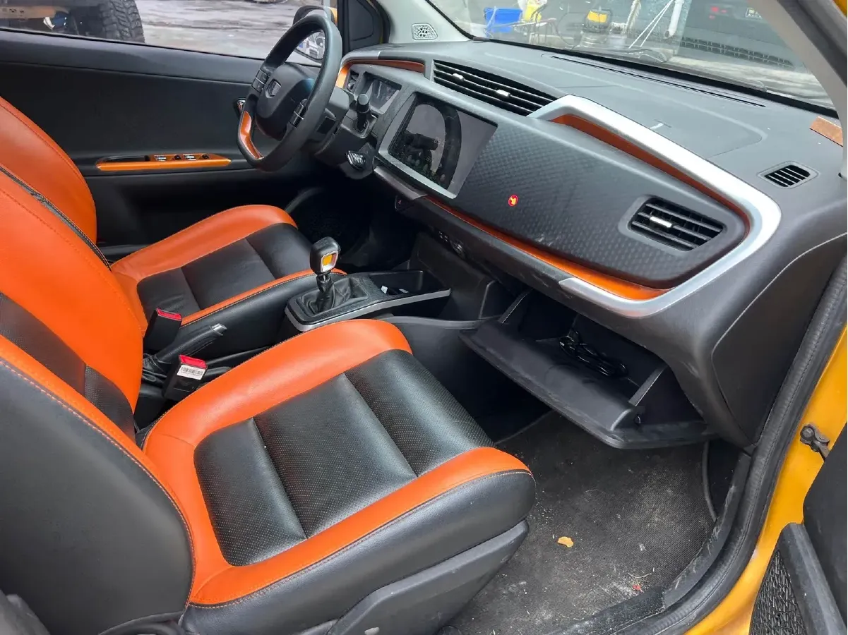 2017 Geely Vision X1 1.3L 88HP L4 5MT,autocango,china used car exporter,china ev exporter,chinese used car exporter,chinese used ev exporter