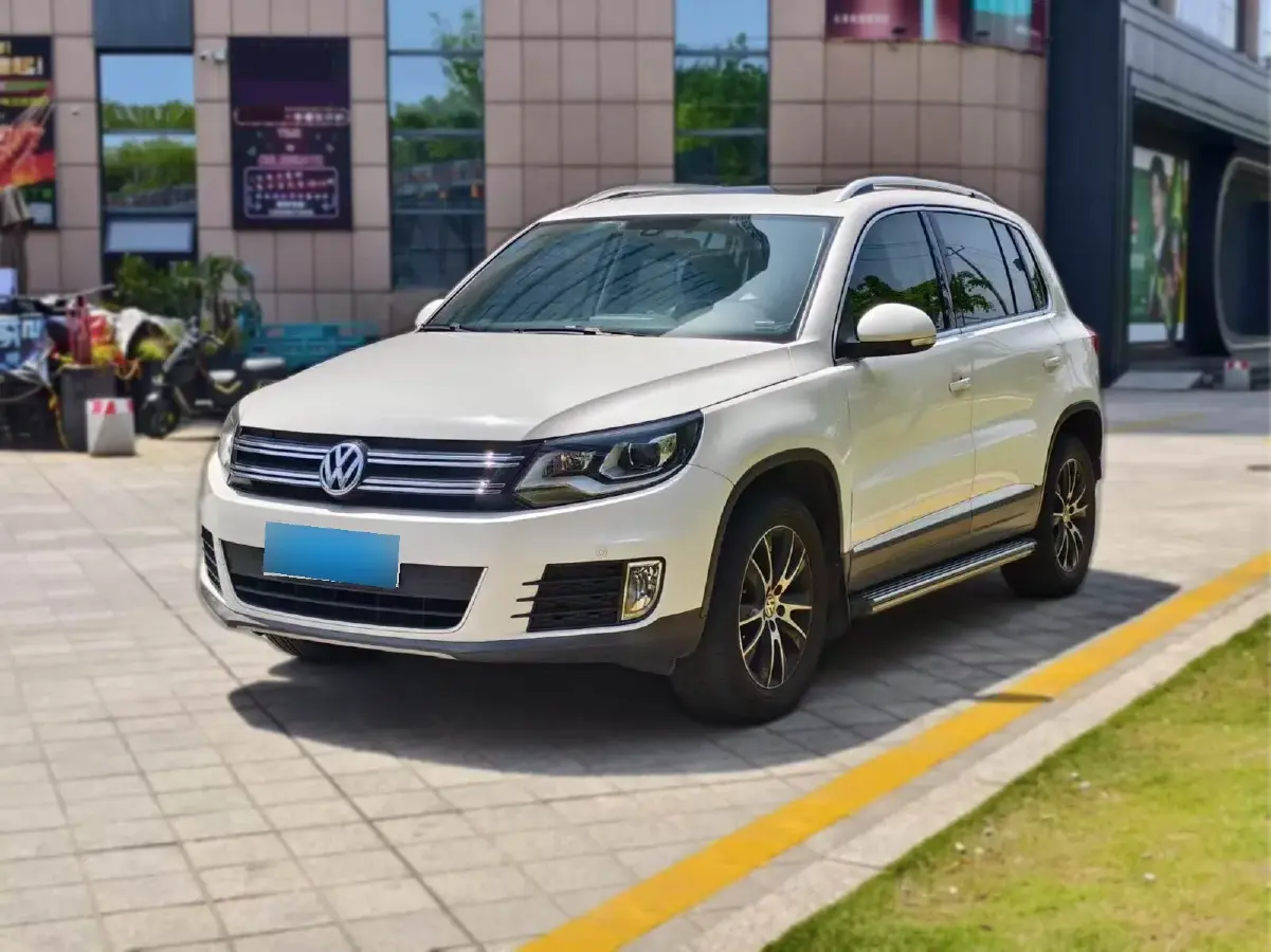 2015 Volkswagen Tiguan 1.8T 160HP L4 6AT