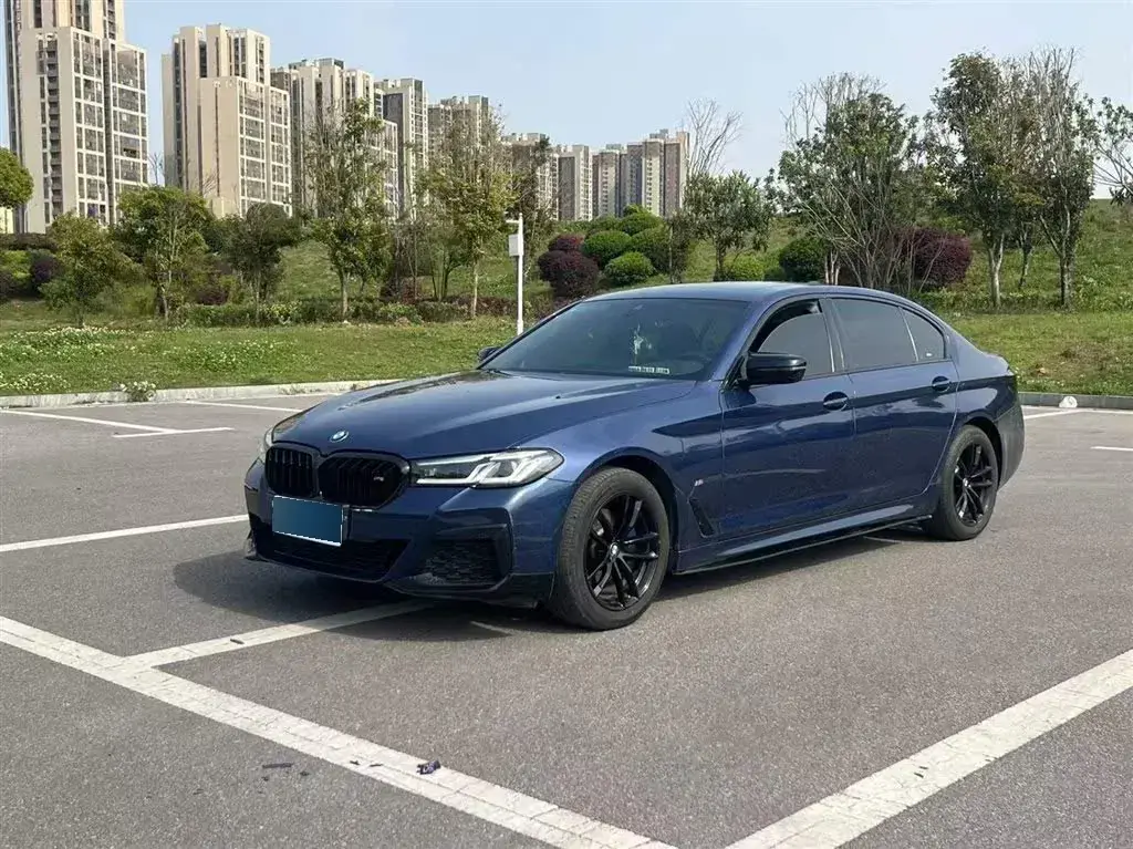 2021 BMW 5 Series 2.0T 184HP L4 8AT