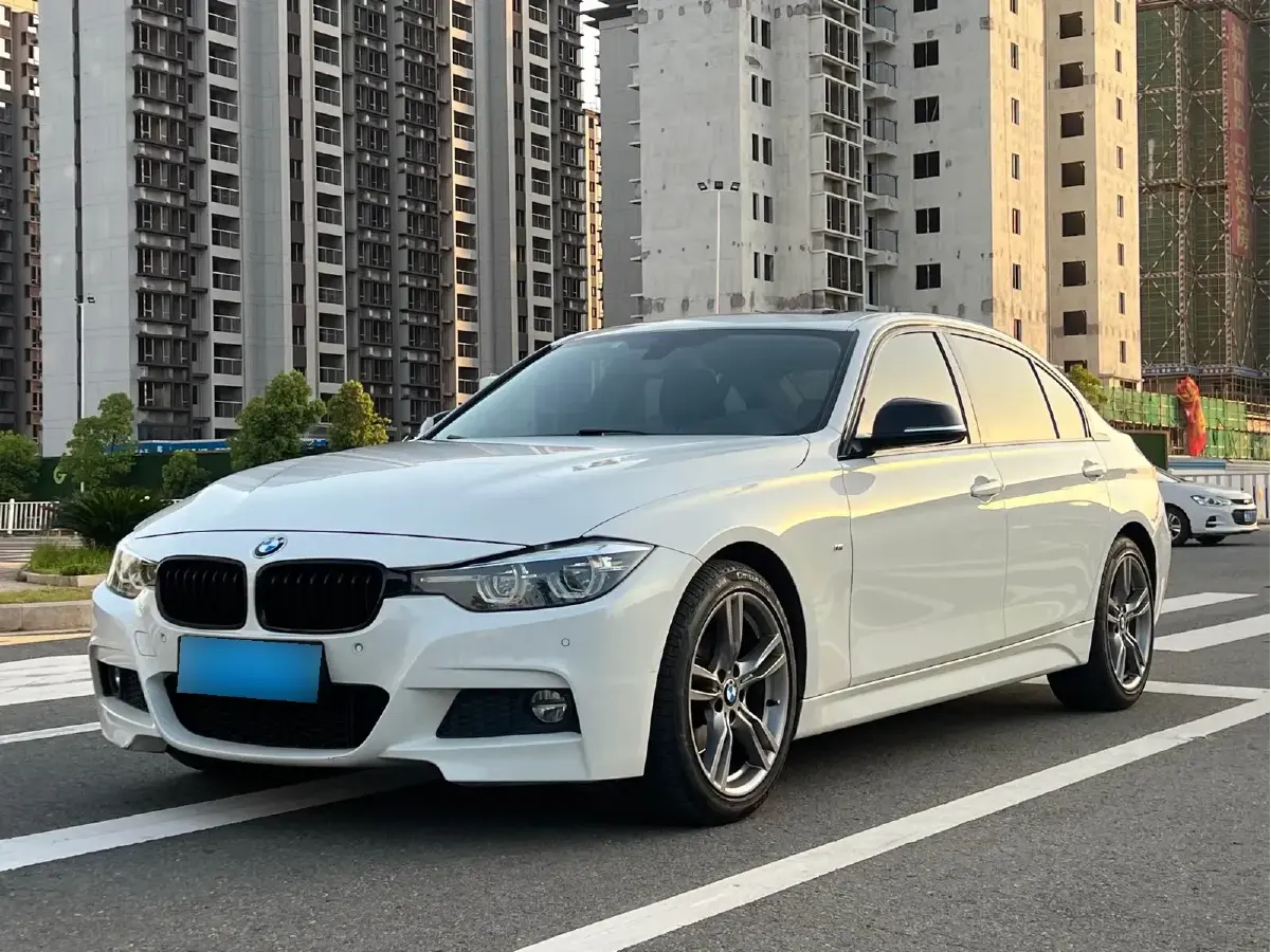 2019 BMW 3 Series 2.0T 184HP L4 8AT