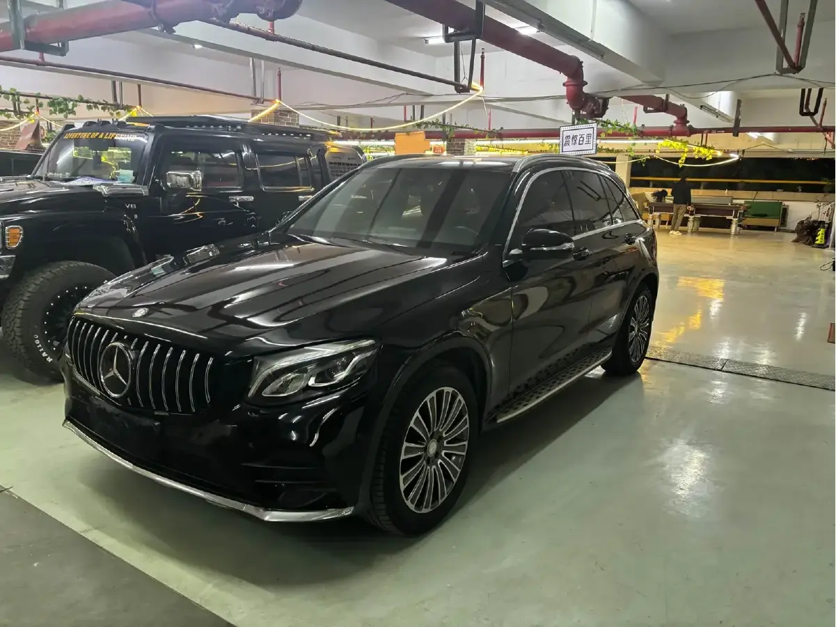 2017 Mercedes-Benz GLC Class 2.0T 211HP L4 9AT