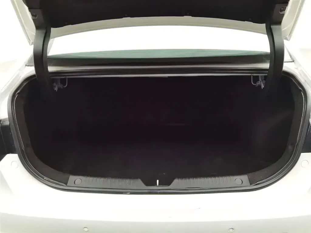 2019 GAC Trumpchi GA6 1.5T 169HP L4 6AT,autocango,china used car exporter,china ev exporter,chinese used car exporter,chinese used ev exporter