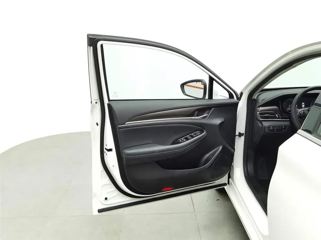 2019 GAC Trumpchi GA6 1.5T 169HP L4 6AT,autocango,china used car exporter,china ev exporter,chinese used car exporter,chinese used ev exporter