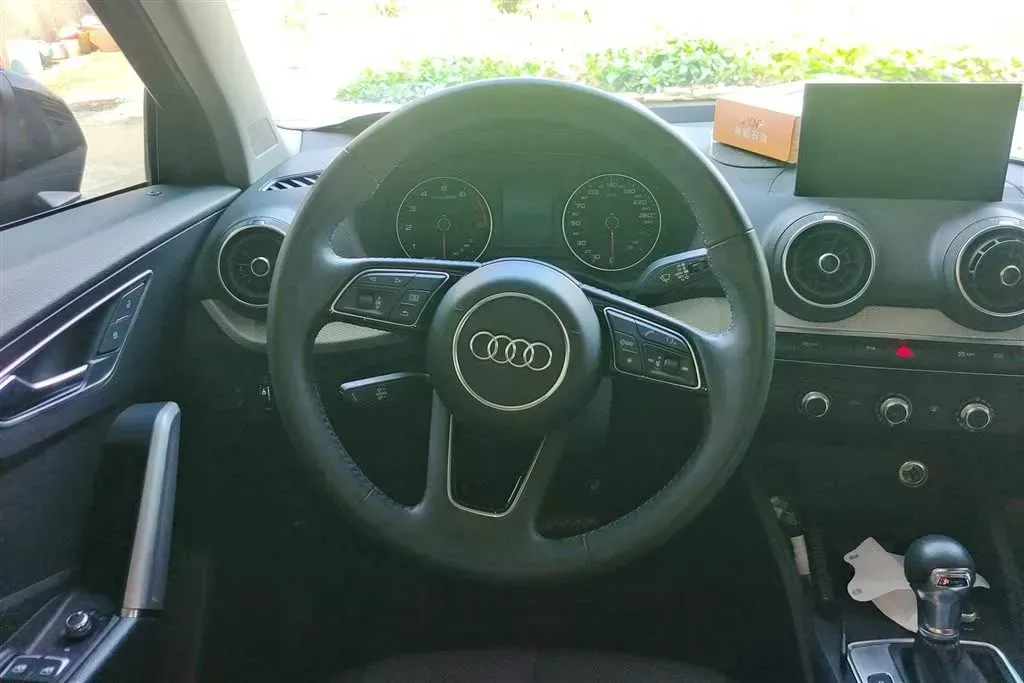 2020 Audi Q2L 1.4T 150HP L4 7DCT,autocango,china used car exporter,china ev exporter,chinese used car exporter,chinese used ev exporter